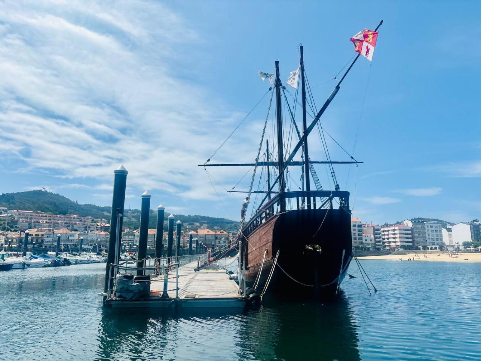 Holibai, Amodino, Agradable Y Hogareno Apto Con Parking, Baiona Exterior photo