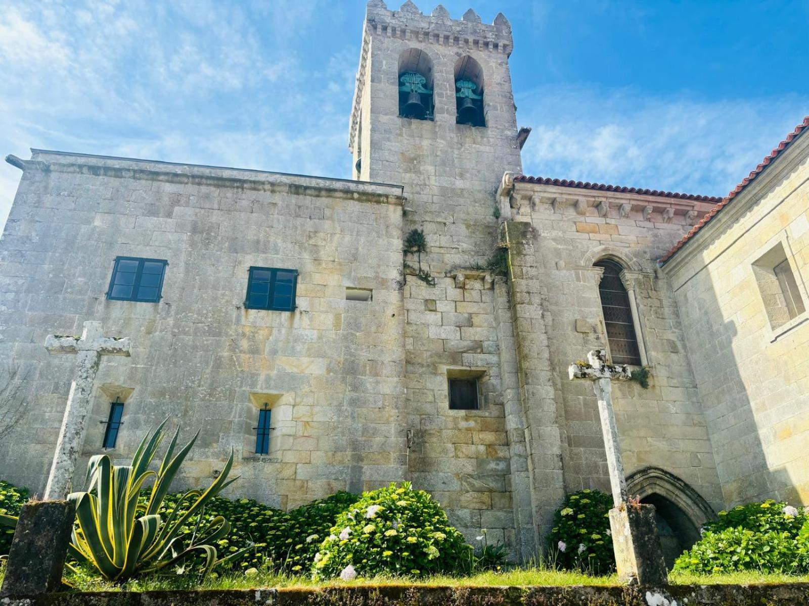 Holibai, Amodino, Agradable Y Hogareno Apto Con Parking, Baiona Exterior photo